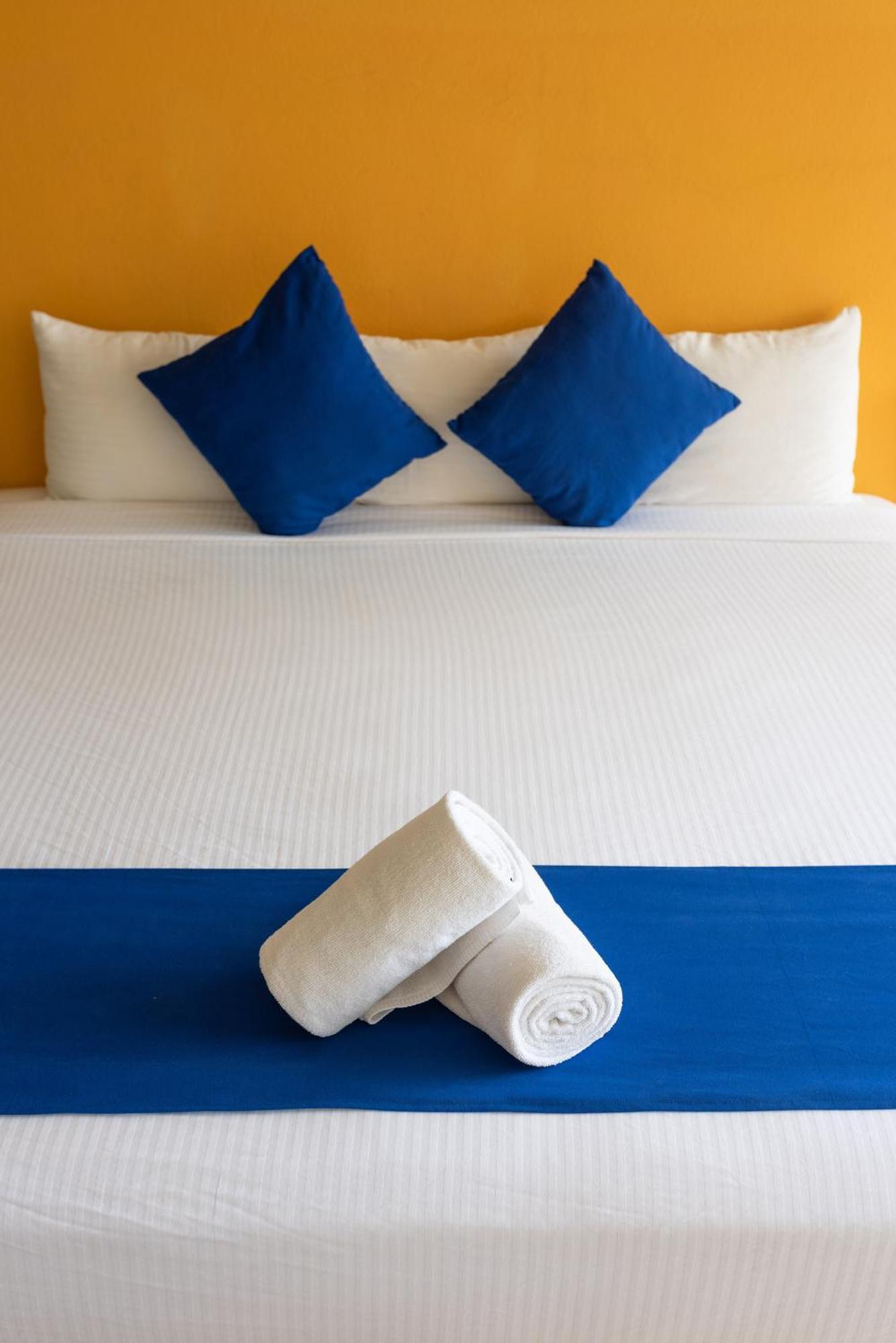 Hotel Ixzi Plus 익스타파 외부 사진